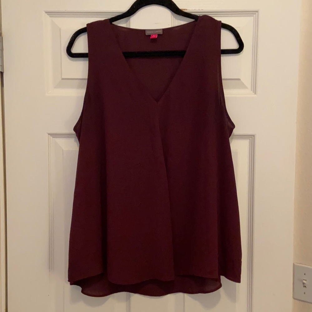 L Vince Camuto top